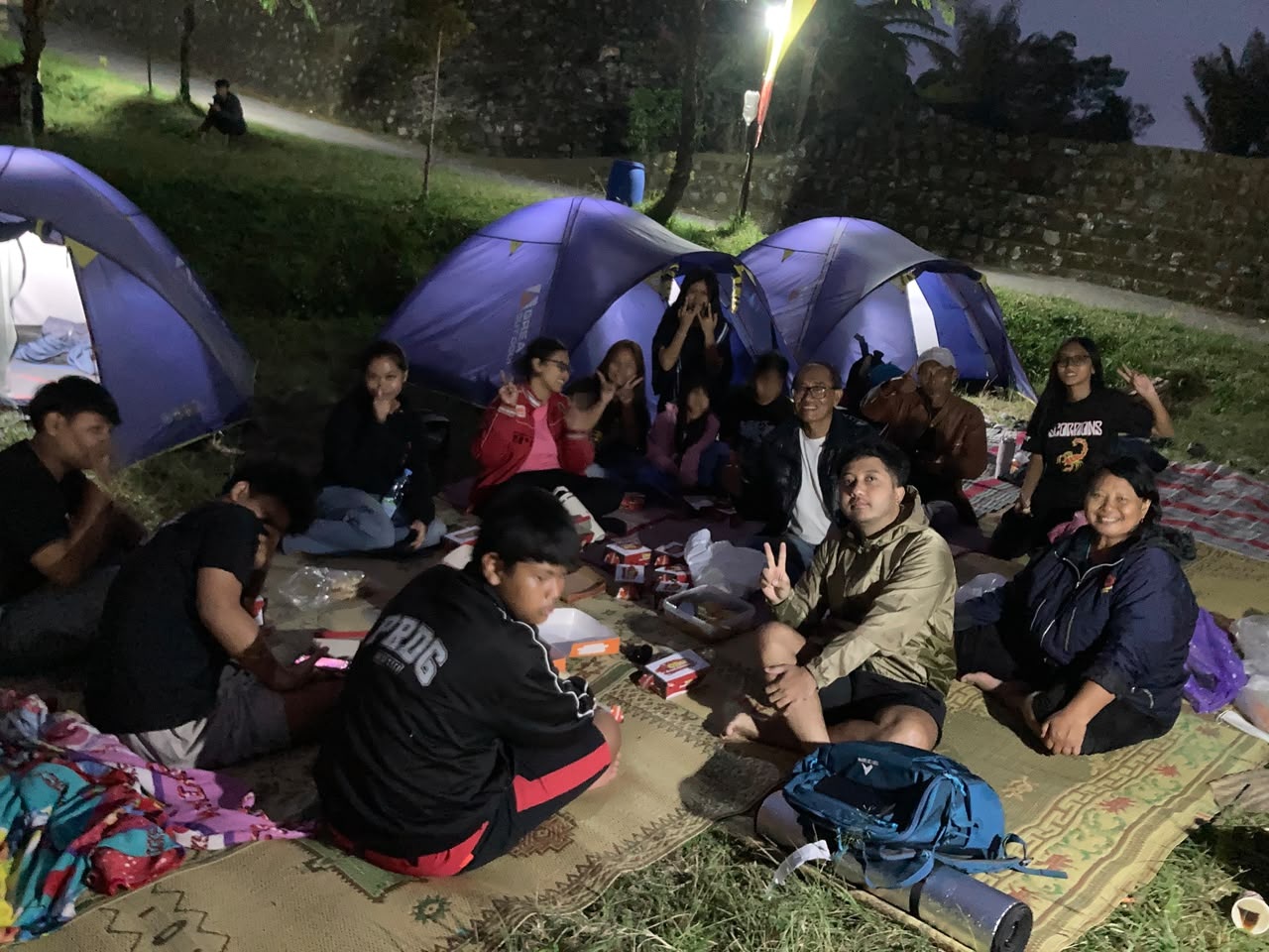 Dari Api Unggun Menuju Pertobatan: Camping Rohani OMK dan PIR Lingkungan St. Paulus Temanggal II Menjadi Ruang Aman Kaum Muda Menemukan Harapan